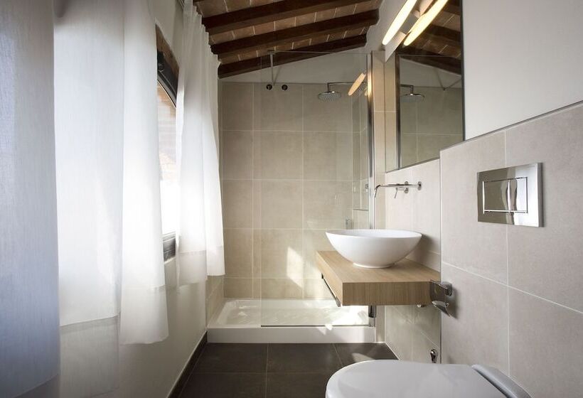 标准工作室, Quercia Al Poggio