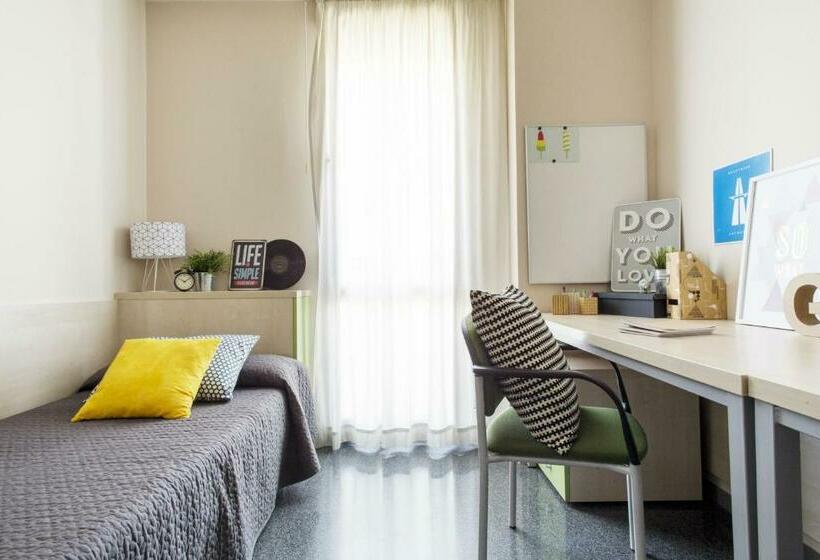استودیوی استاندارد, Residencia Universitaria Damia Bonet