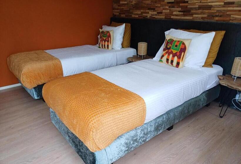 Номер Deluxe, East Meets West Bed And Breakfast