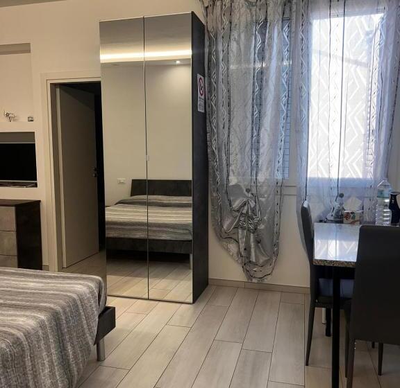 اتاق استاندارد, Roomscarli