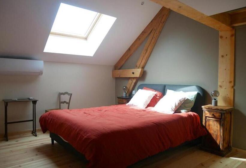 Четырехместный Номер Стандарт, Chambre D Hôte La Grange