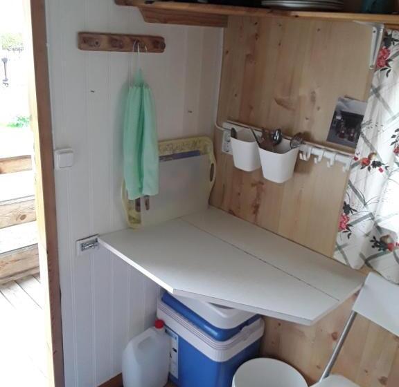 Номер Basic, Knihsgården
