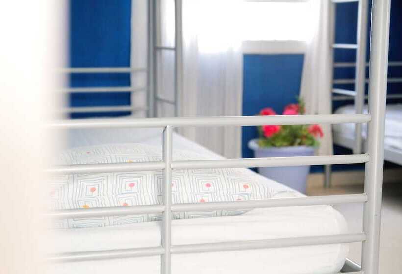 اتاق استاندارد چهارنفره با سرویس بهداشتی مشترک, Cádiz Inn Hostel