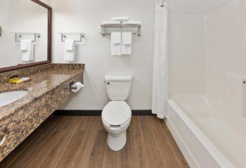 디럭스 스위트 킹 침대, Best Western Plus Mccall Lodge And Suites