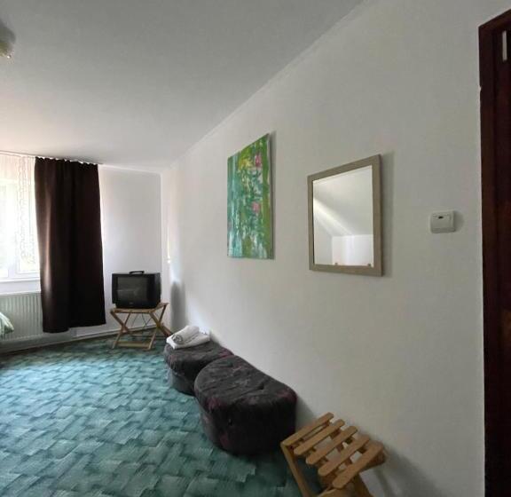 4인용 스탠다드 룸, Kati Guesthouse