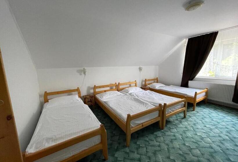 4인용 스탠다드 룸, Kati Guesthouse