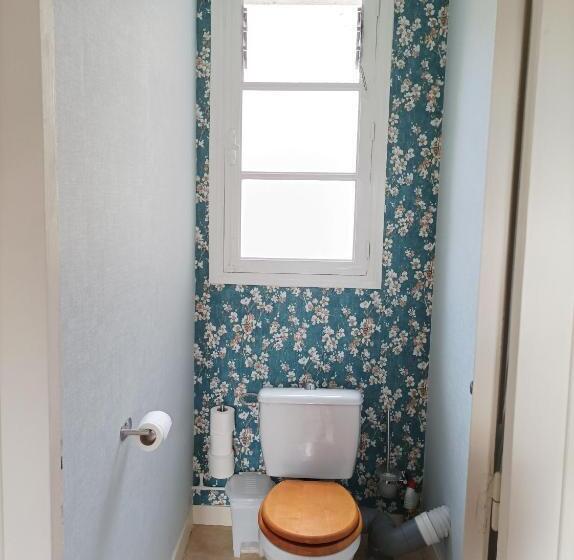 Люкс с Балконом, Le Relais Des Roses  Chambres D Hôtes
