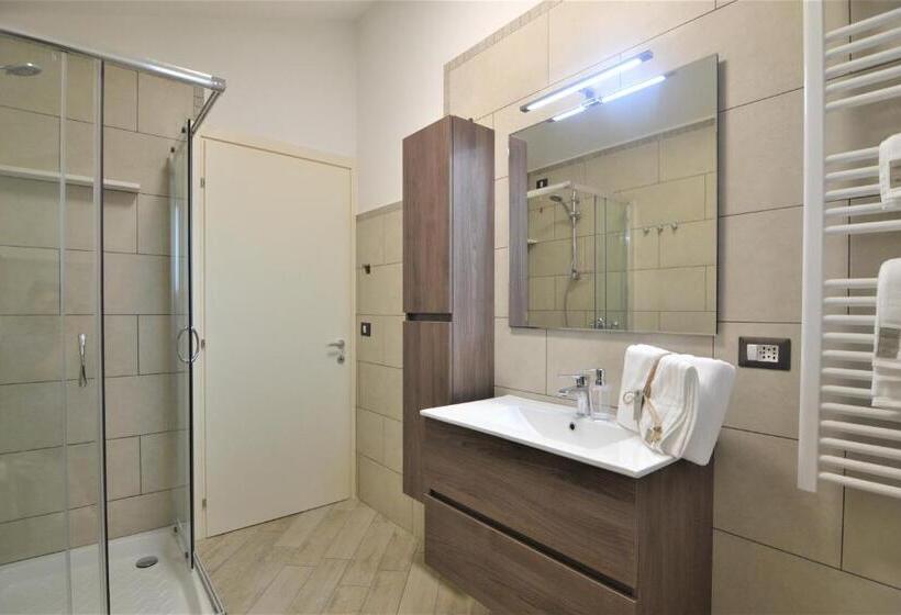 اتاق استاندارد سه نفره, B&b Canavaccio