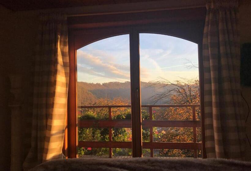 Номер Стандарт с Балконом, Nîdwazô   Ecolodge & Maison D Hôtes