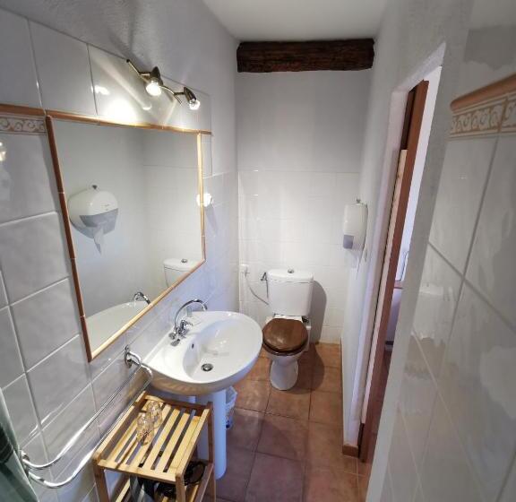 Номер Стандарт, Le Moulin Du Temps  Chambres Et Lounge Bar Au Bord De La Rivière