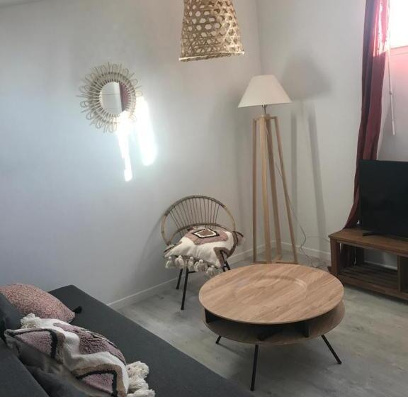 شقة غرفة واحدة, Ecolodge Appartements 2 Pièces Cosy Gare