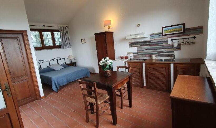 1 Bedroom Apartment Lake View, Poloturisticoumbria Rustico Con Piscina Vista Lago