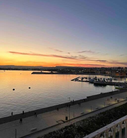 Standard Værelse Havudsigt m. Balkon, Camere A’ Marina