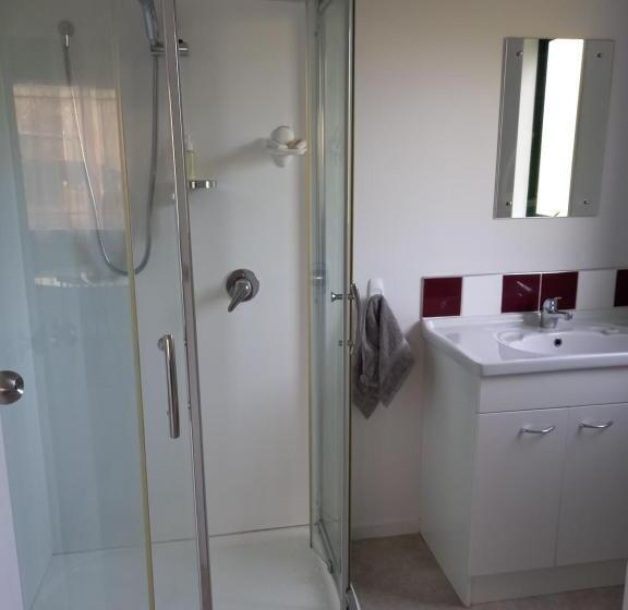 Номер Стандарт Вид на Сад, Aramatai Gardens