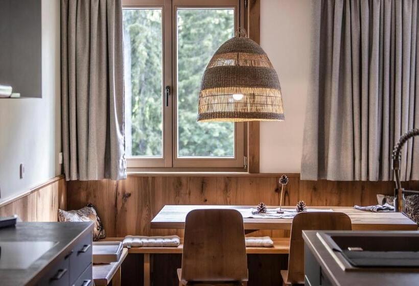 Апартаменты Deluxe 1 Спальня, Berghaus Schröcken   Hotel Apartments Spa