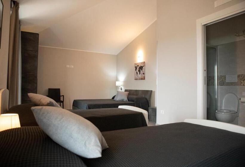 Четырехместный Номер Стандарт, Un Passo Dal Mare   Guest House