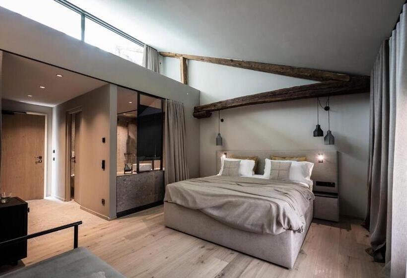 标准间, Monastero Arx Vivendi
