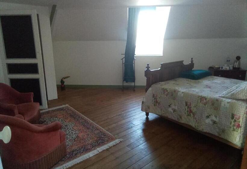 Номер Стандарт, La Chambre De La Boule D  Or