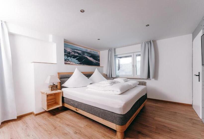 Апартаменты 2 Спальни, Black Forest Dream Apartments