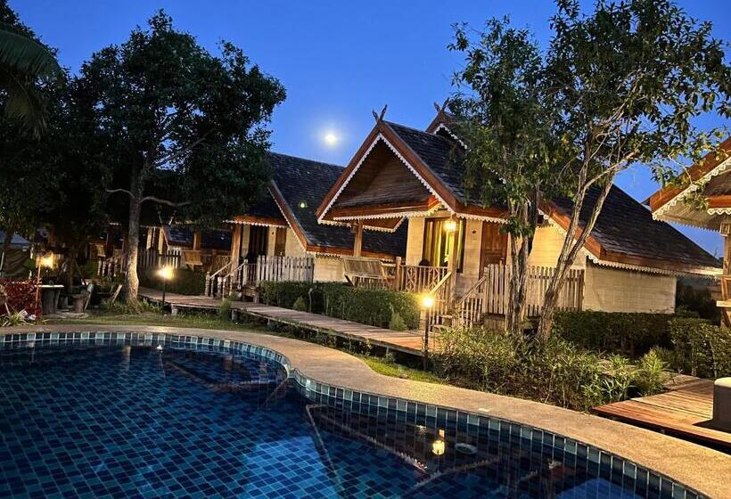 Стандартный Номер Кровать Кинг, Sirilagoona Home Resort
