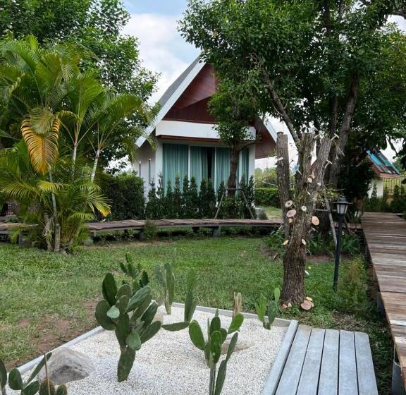 Трехместный Номер Deluxe, Sirilagoona Home Resort