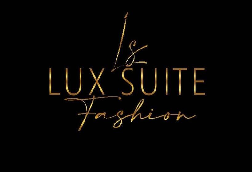豪华套房, Lux Suite