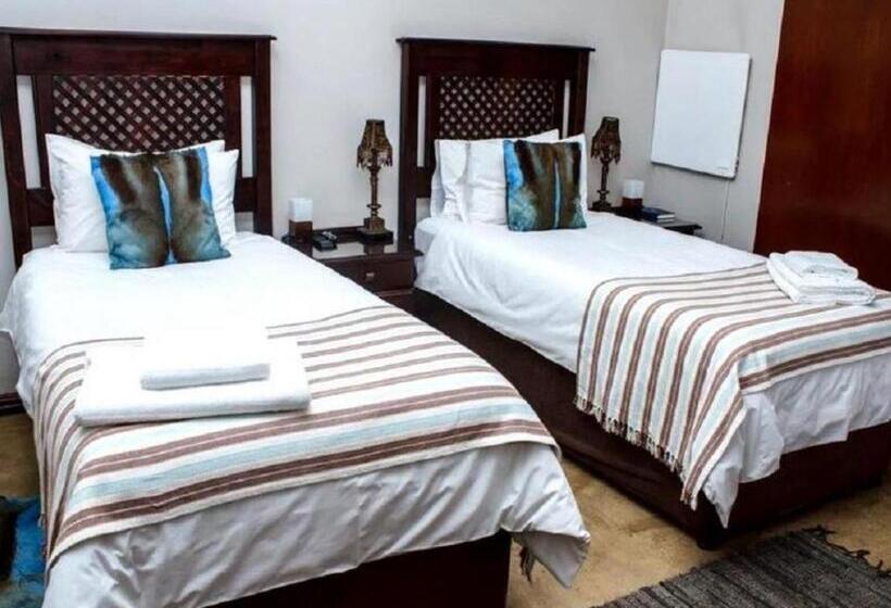 디럭스 룸, Monacco Guest House