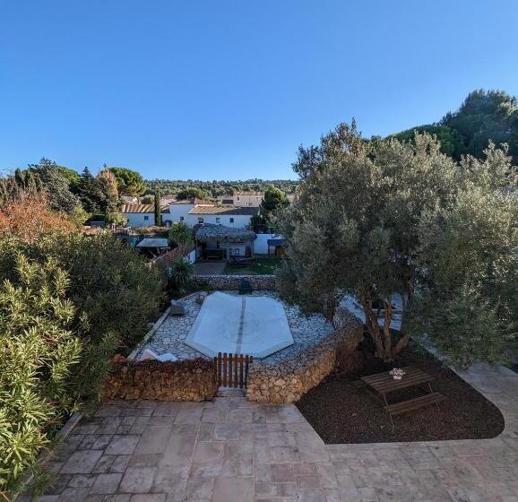 Вилла с 1 спальней и бассейном, La Villa De Fleury