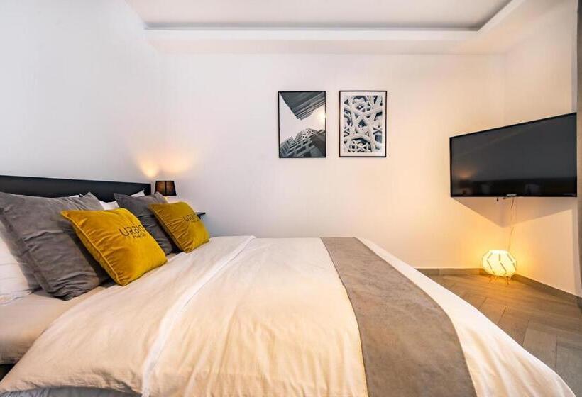 Standard Værelse m. Balkon, Urbio Private Suites