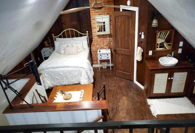 스탠다드 스튜디오, The Gallery House Boutique