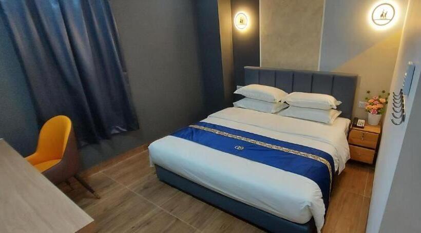 Номер Deluxe Кровать Кинг, Good 9 Hotel   Cahaya Kota Puteri