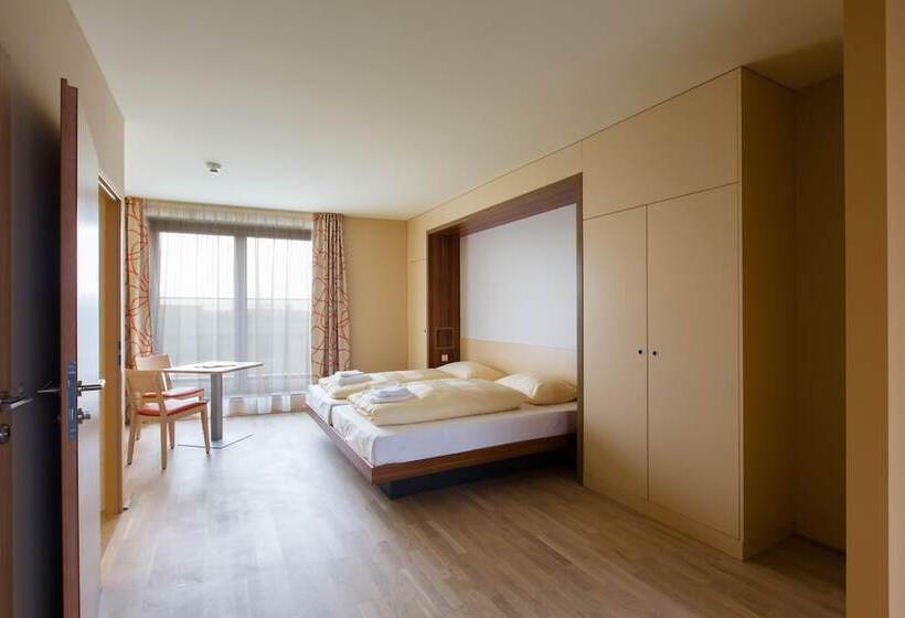 4인용 스탠다드 룸, Jufa Hotel Wien City