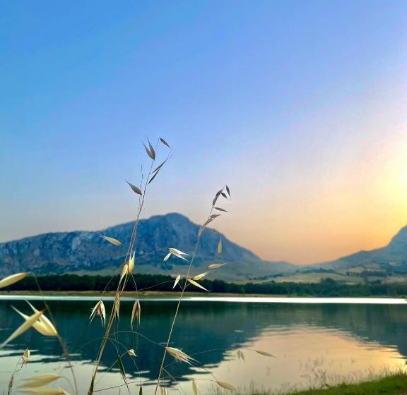 اتاق لوکس, Guest House Piana Degli Albanesi