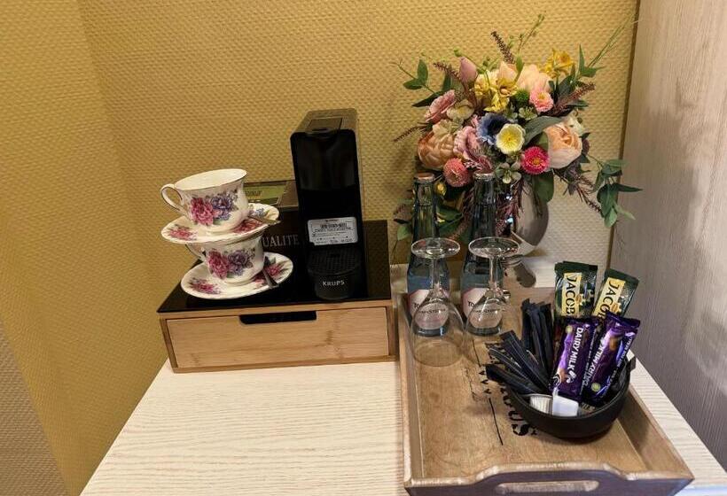Апартаменты Пентхаус 1 Спальня, The Little Britain Inn Themed Hotel One Of A Kind In Europe
