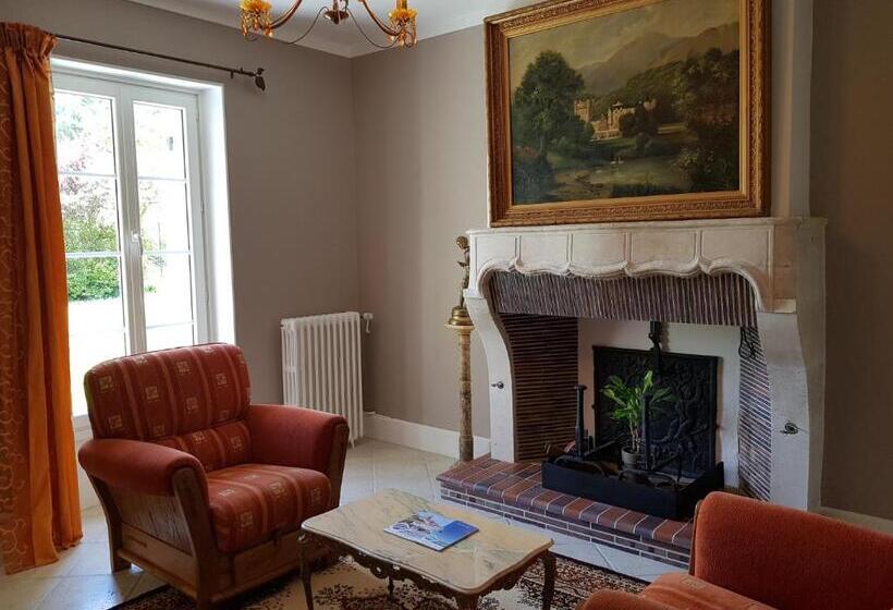 Номер Стандарт Вид на Сад, Domaine De Pelouaille   Chambre D Hôtes