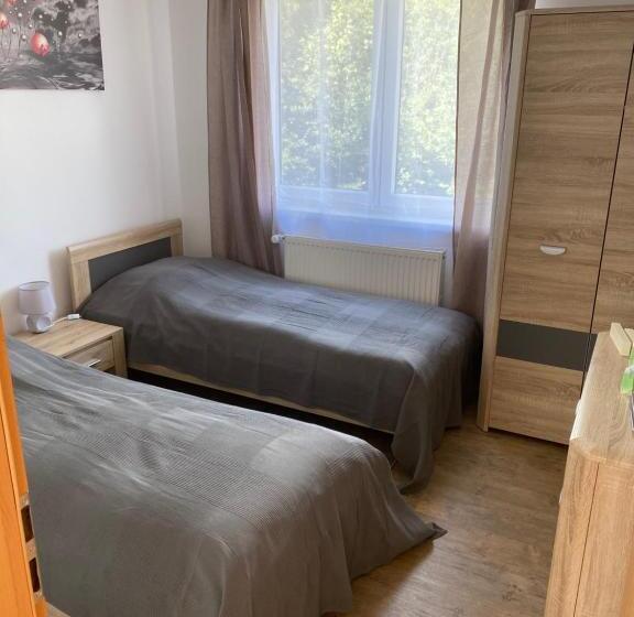 Апартаменты 2 Спальни, Apartmány Krupka