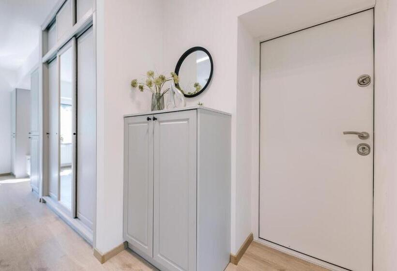 Семейный Номер, Nádas Center Home Badacsony