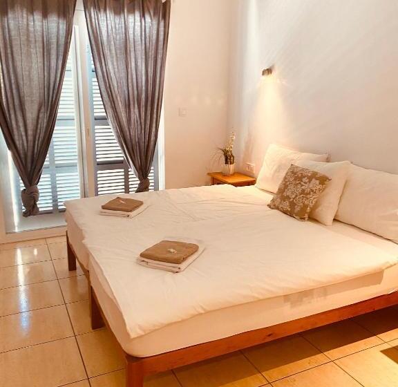 חדר סטנדרט עם מרפסת, Hostal Villa Senese