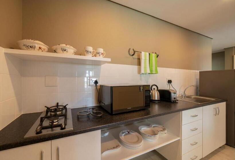 سوییت, Equestre Bnb