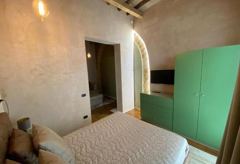 Junior Suite met Terras, Il Cortile Di Elen