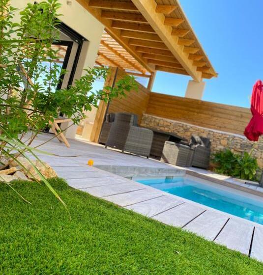 プールビュースタンダードルーム, Le Pool House