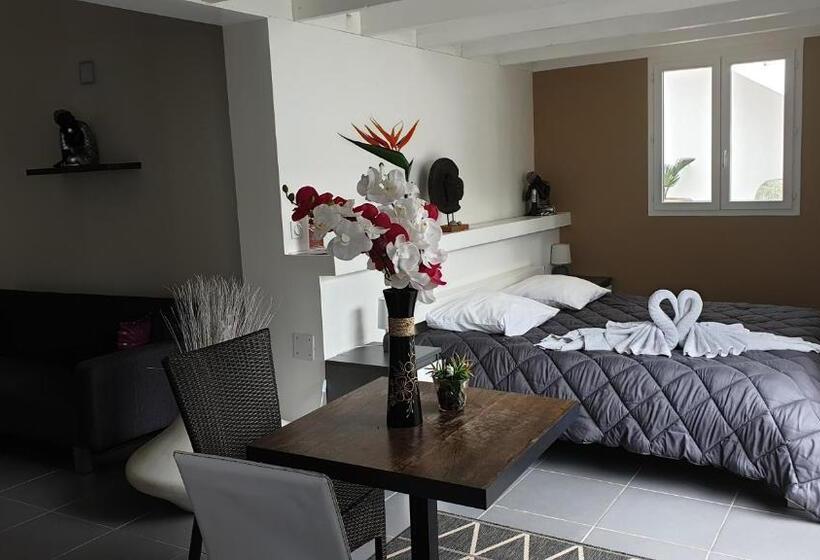 Номер Deluxe, Mas La Farelle Chambre D Hote,fitness & Salle De Jeux Gratuite & Spa En Supplément
