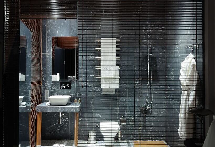 Номер Deluxe, Georges Hotel Galata