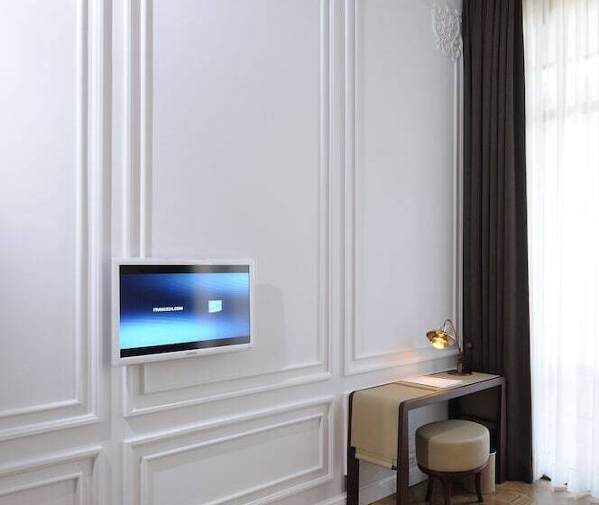 Номер Deluxe Вид на Море с Балконом, Georges Hotel Galata