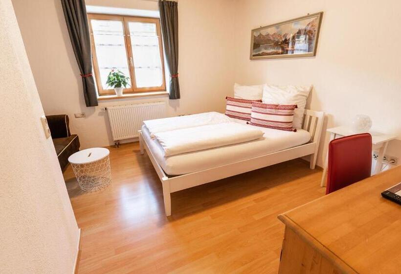 Номер Стандарт, Ammergau Lodge