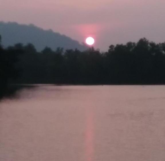 Номер Стандарт, Khum Thong Resort
