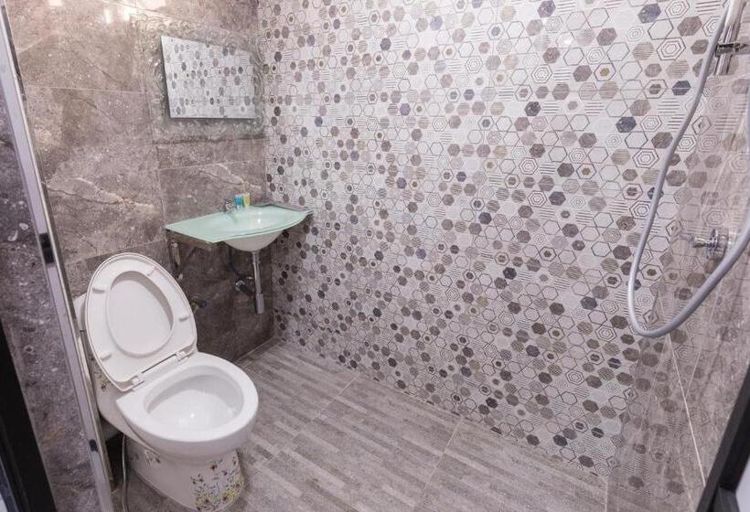 デラックストリプルルーム, Lee Luxury Home, Usm Penang