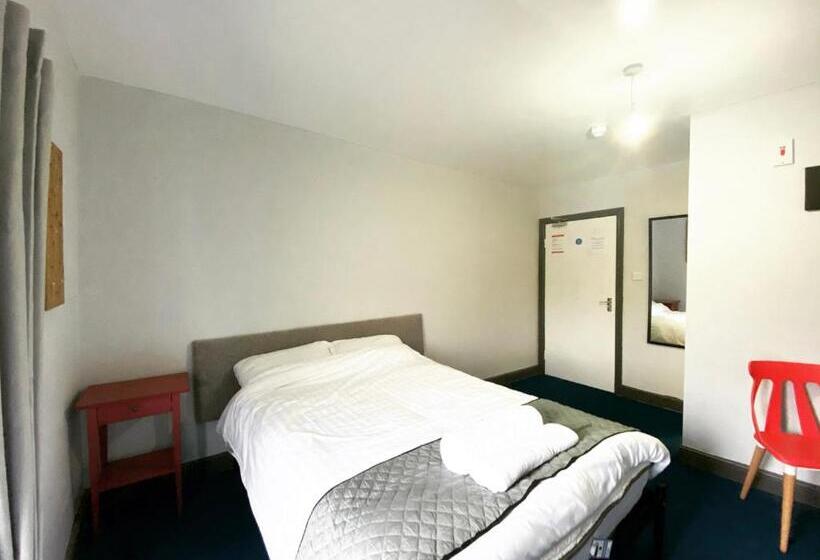 Номер Стандарт, Kings Hotel Blackburn