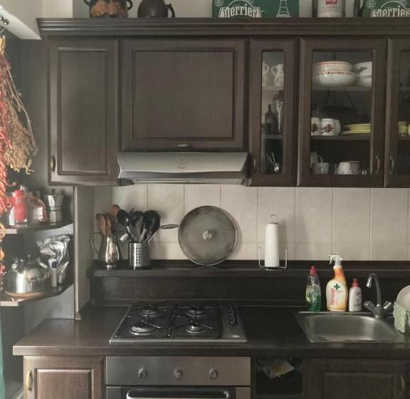Номер Стандарт, Apartman Donau Tát