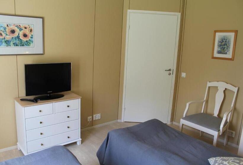 Апартаменты 3 Спальни, Labbnäs Semesterhem, Radhuset